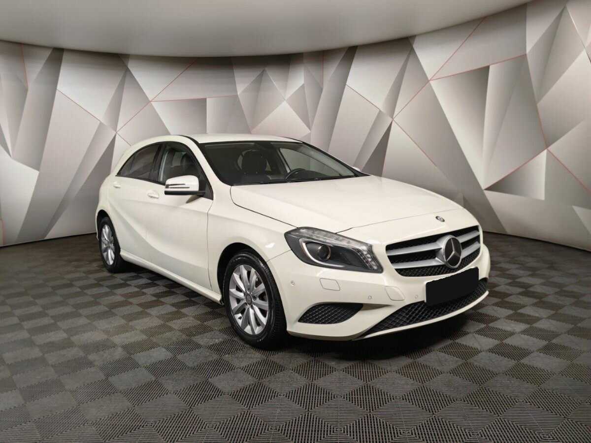 Купить Mercedes-Benz A-Класс с пробегом. Фото: #2