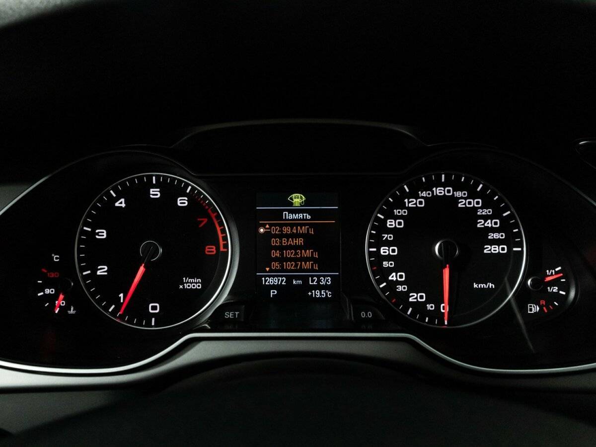 Купить Audi A4 с пробегом. Фото: #11