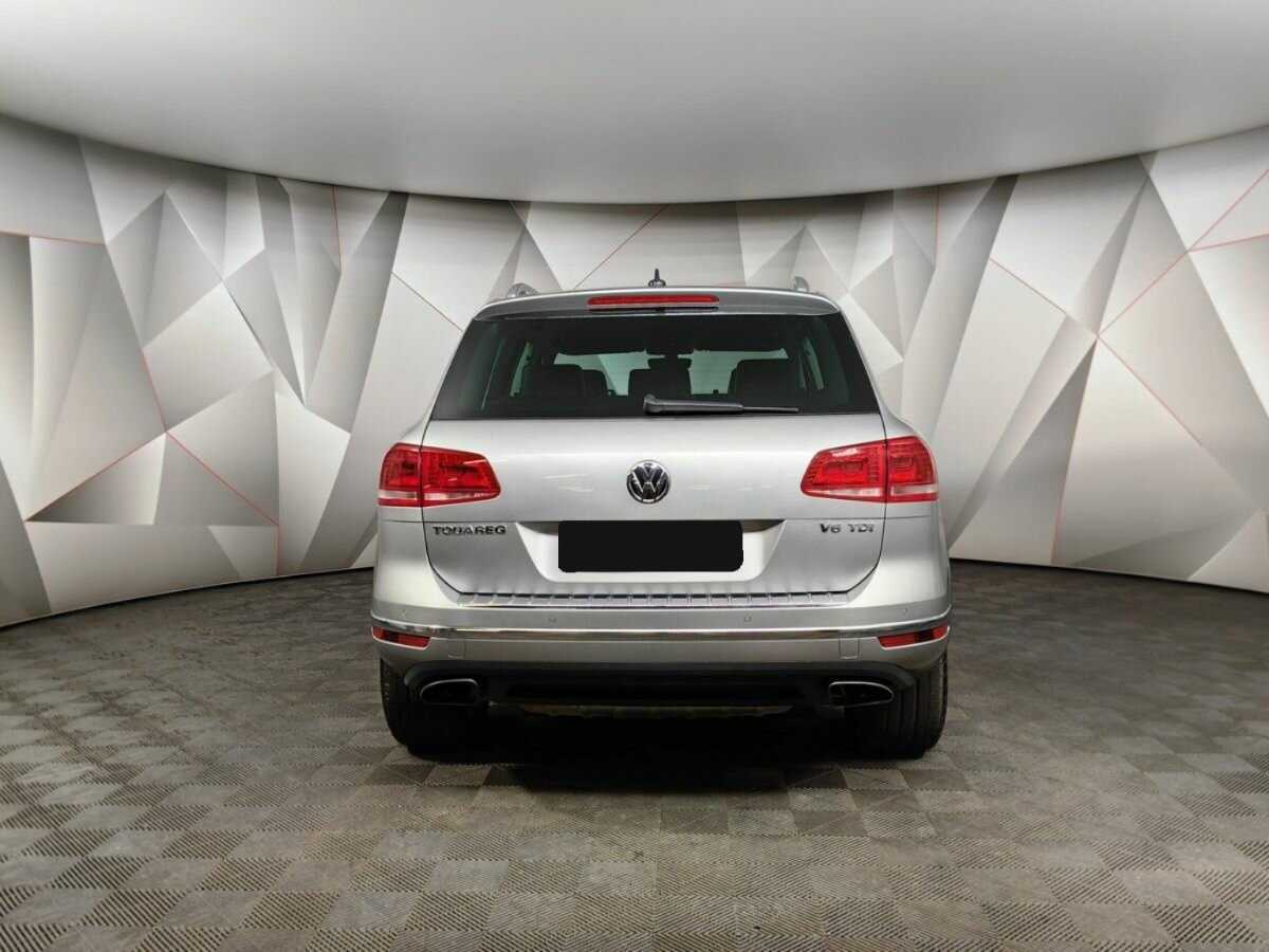 Купить Volkswagen Touareg с пробегом. Фото: #7