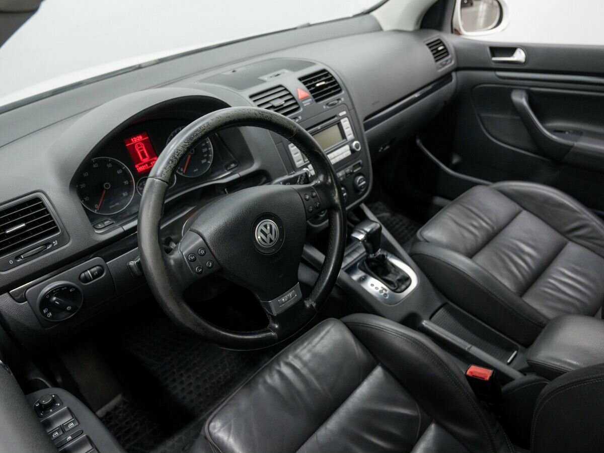 Купить Volkswagen Golf с пробегом. Фото: #12