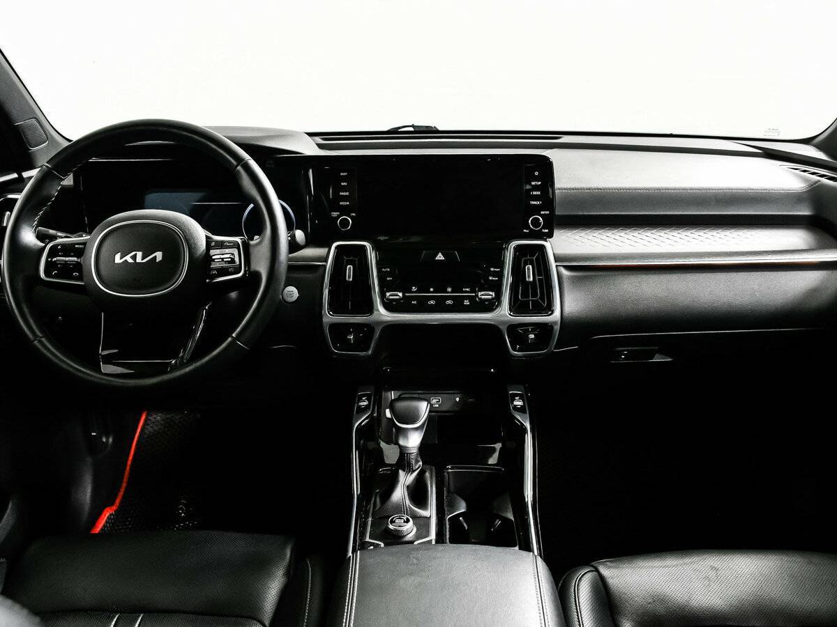 Купить Kia Sorento с пробегом. Фото: #10