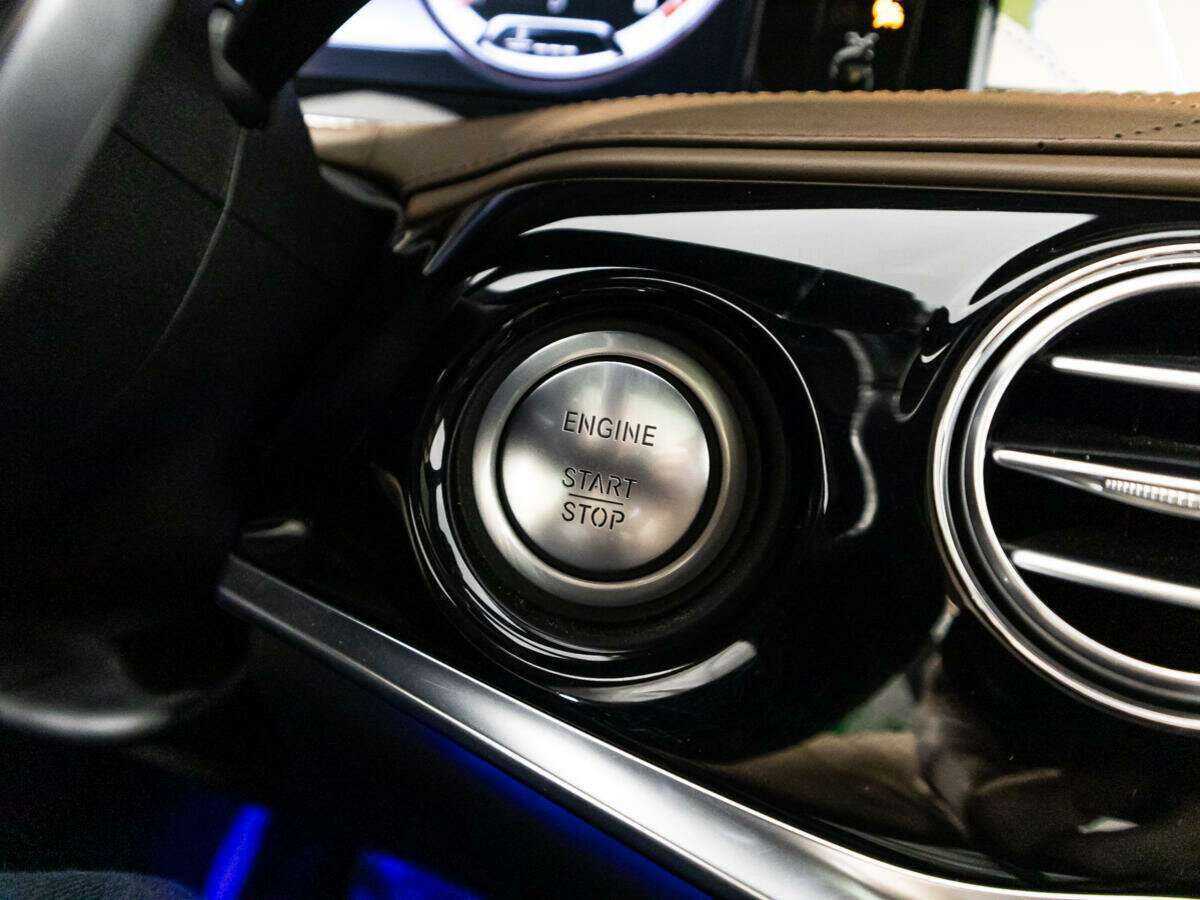 Купить Mercedes-Benz S-Класс AMG с пробегом. Фото: #21