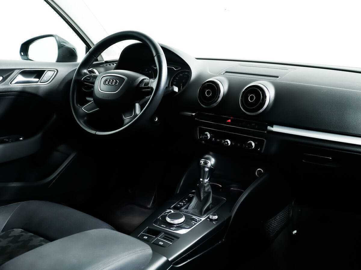 Купить Audi A3 с пробегом. Фото: #8