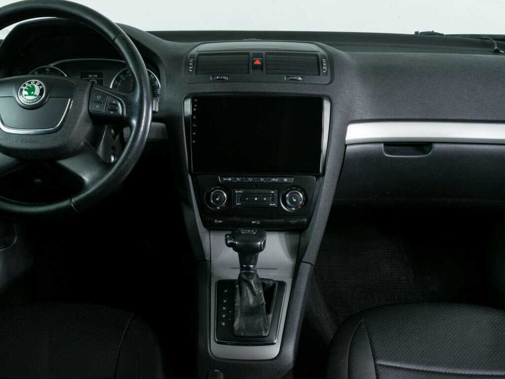 Купить Skoda Octavia с пробегом. Фото: #8