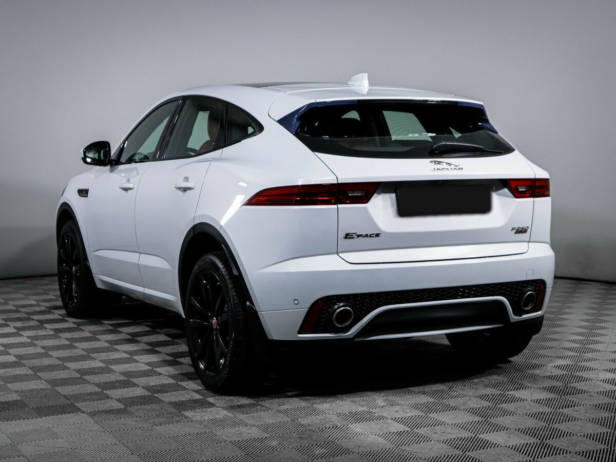 Купить Jaguar E-Pace с пробегом. Фото: #6