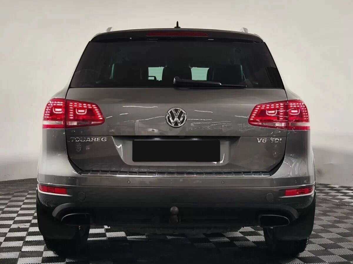 Купить Volkswagen Touareg с пробегом. Фото: #4