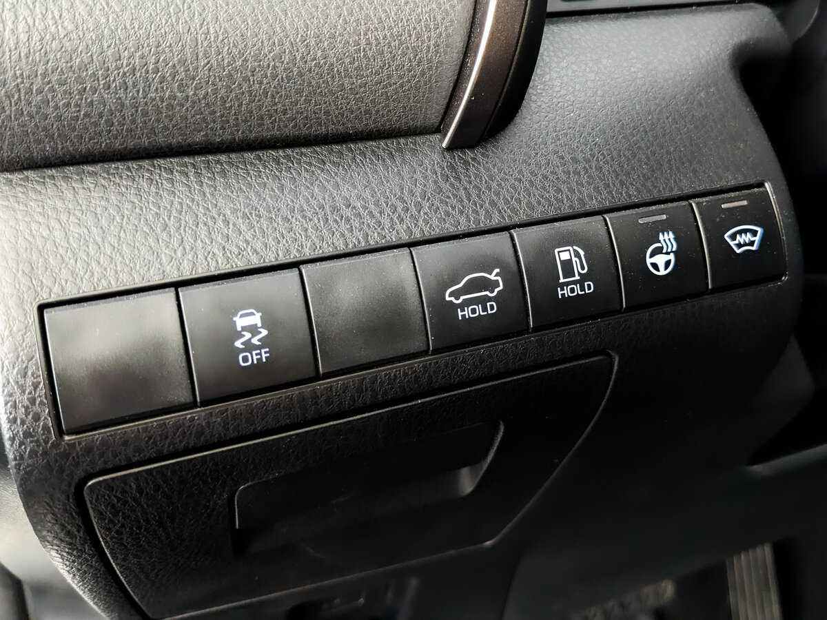 Купить Toyota Camry с пробегом. Фото: #24