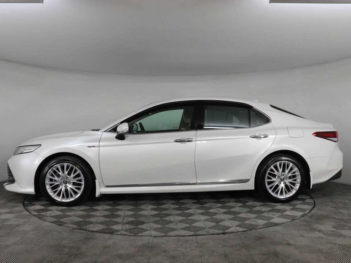 Купить Toyota Camry с пробегом. Фото: #7