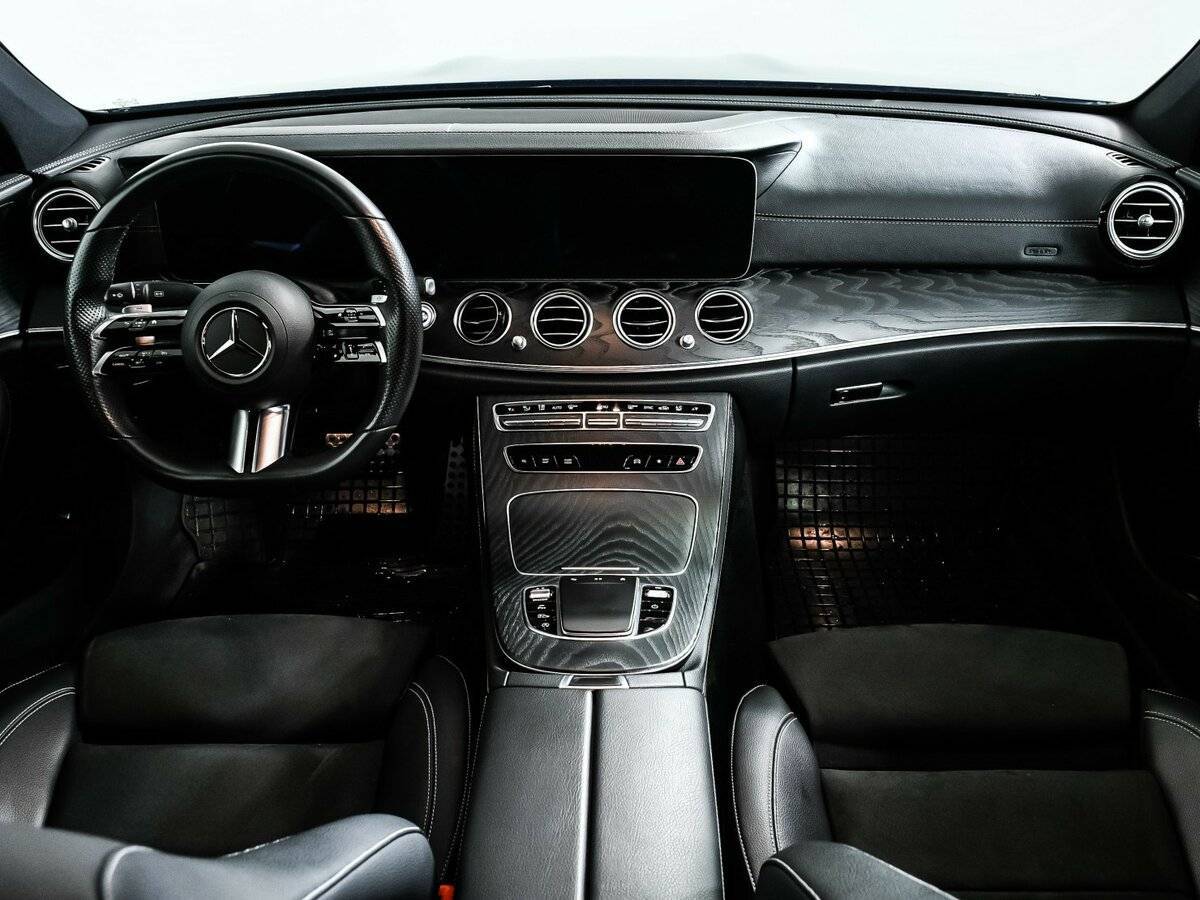 Купить Mercedes-Benz E-Класс с пробегом. Фото: #10