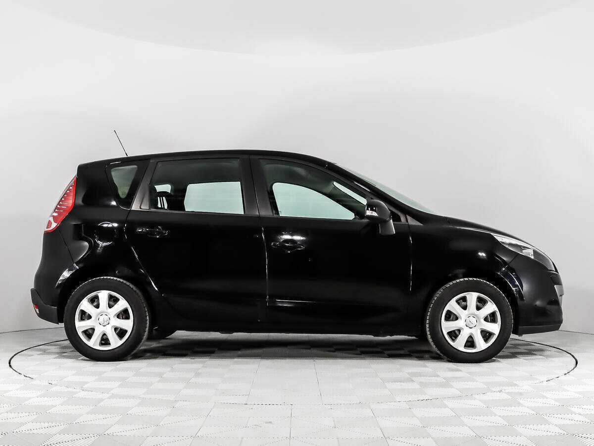 Купить Renault Scenic с пробегом. Фото: #3