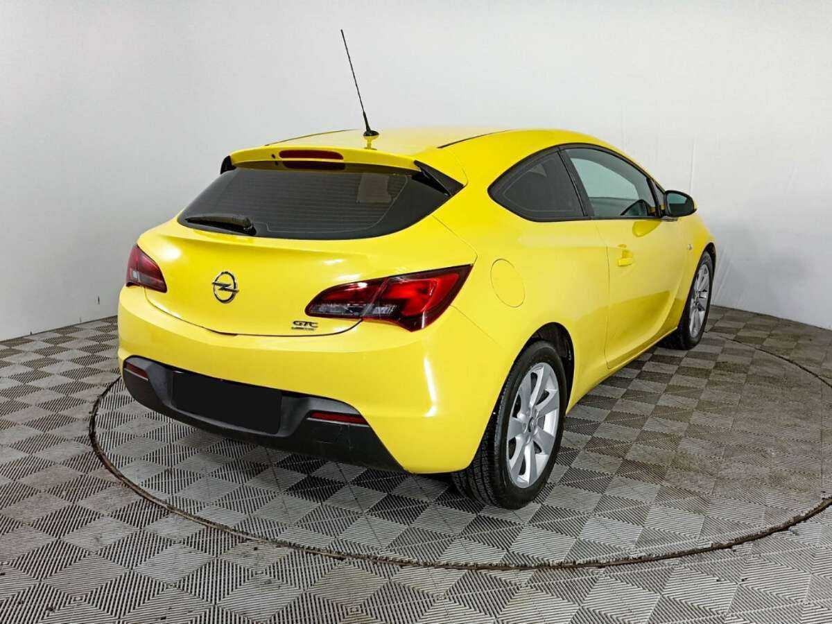 Купить Opel Astra с пробегом. Фото: #3