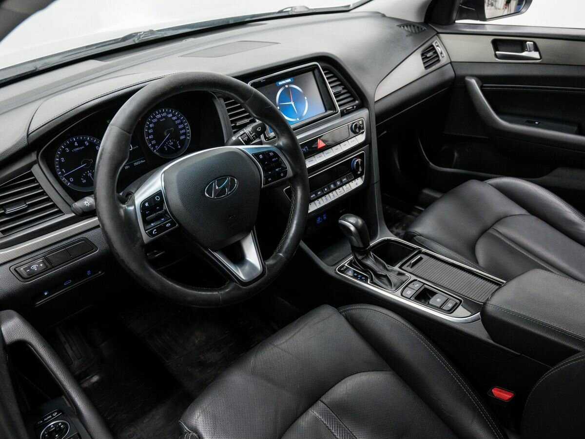 Купить Hyundai Sonata с пробегом. Фото: #14