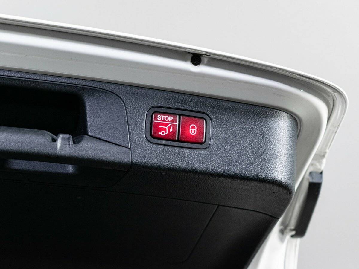 Купить Mercedes-Benz GLC с пробегом. Фото: #9