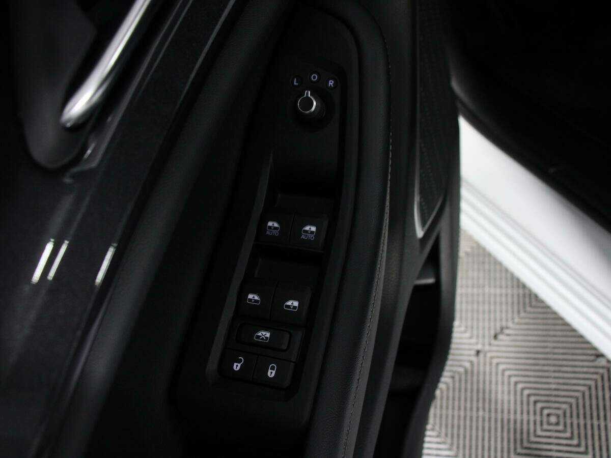 Купить Jeep Grand Cherokee с пробегом. Фото: #17