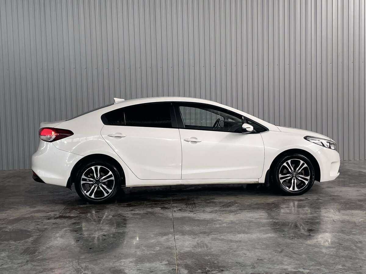 Купить Kia Cerato с пробегом. Фото: #3