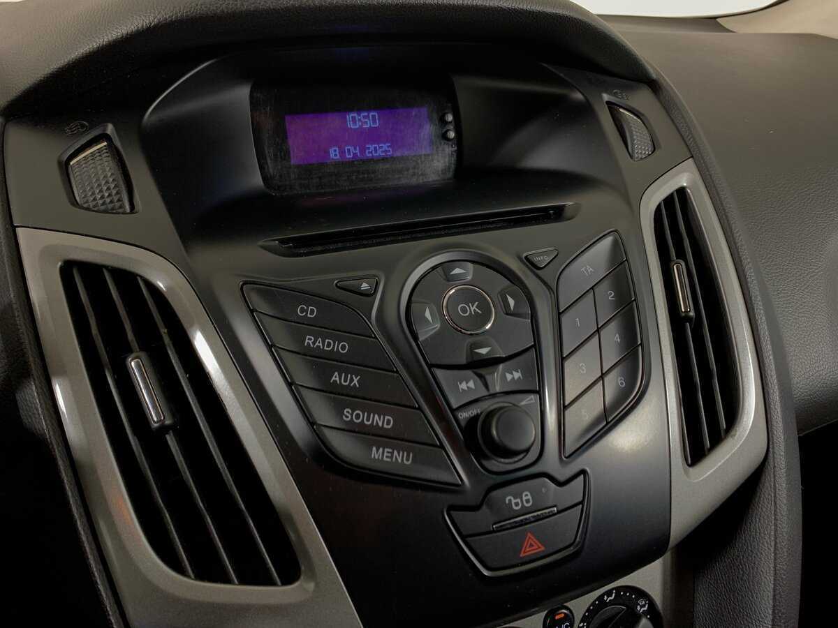 Купить Ford Focus с пробегом. Фото: #15