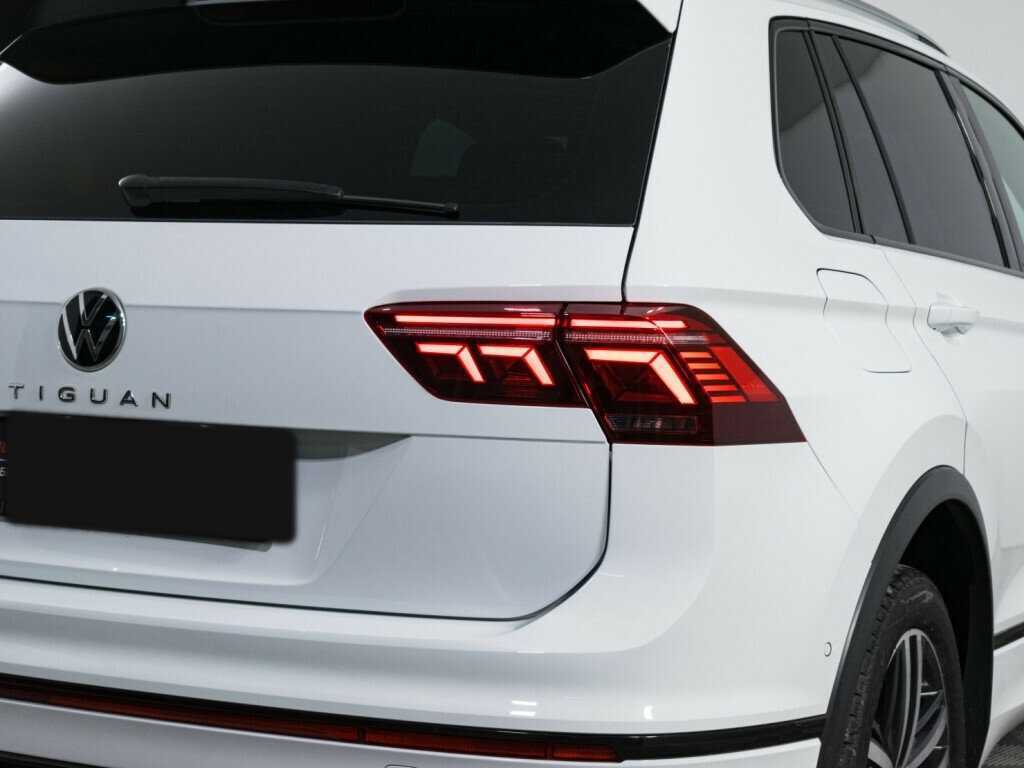 Купить Volkswagen Tiguan с пробегом. Фото: #14