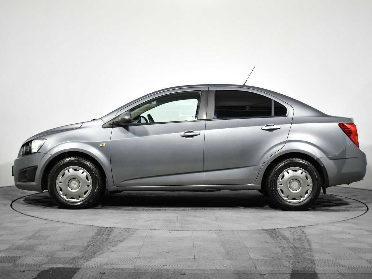 Купить Chevrolet Aveo с пробегом. Фото: #7