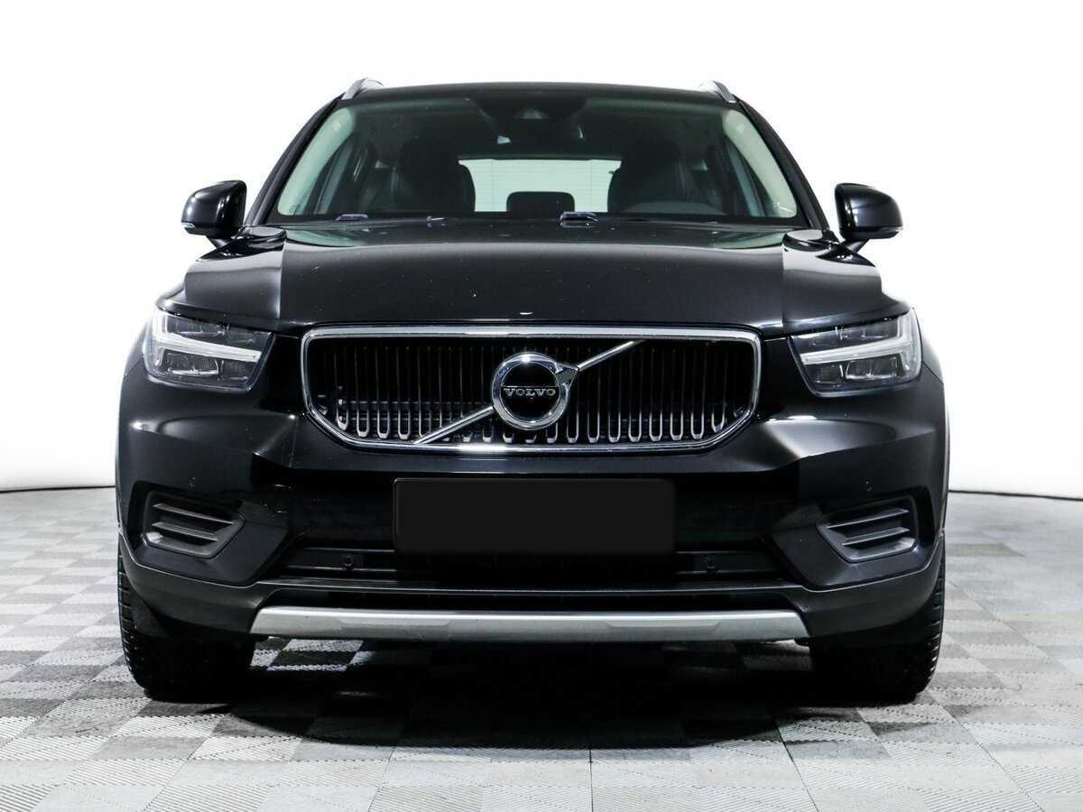 Купить Volvo XC40 с пробегом. Фото: #1