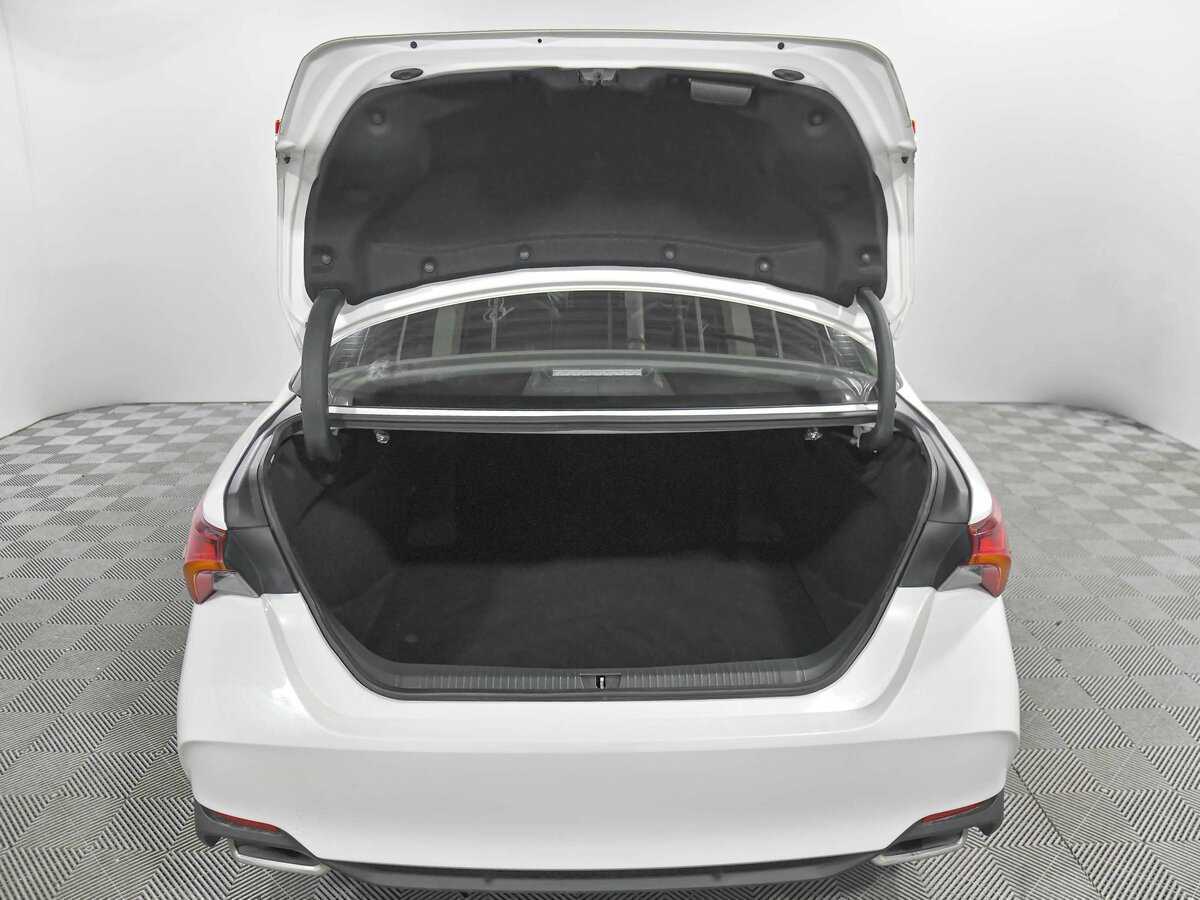 Купить Toyota Avalon с пробегом. Фото: #18