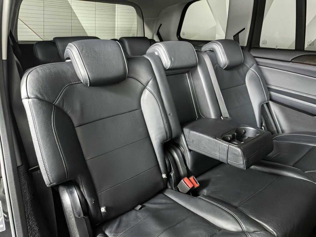 Купить Mercedes-Benz GLS с пробегом. Фото: #10