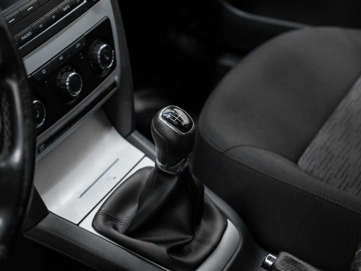 Купить Skoda Octavia с пробегом. Фото: #15