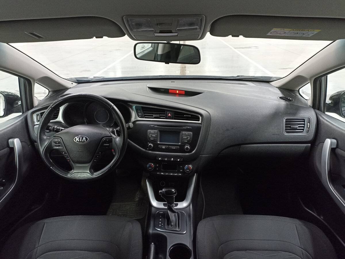 Купить Kia Ceed с пробегом. Фото: #13