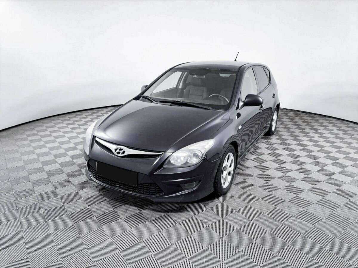 Купить Hyundai i30 с пробегом. Посмотреть фото