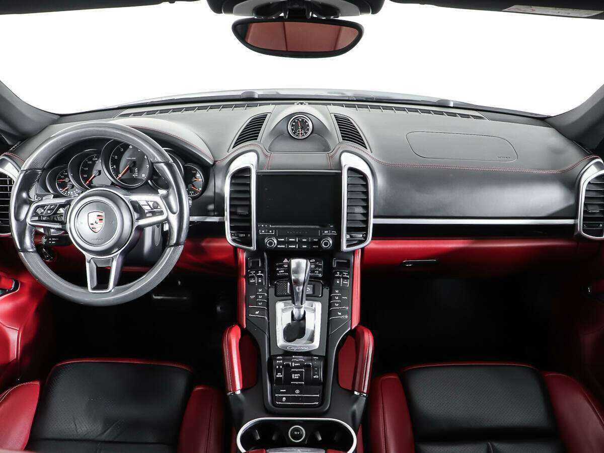 Купить Porsche Cayenne с пробегом. Фото: #10