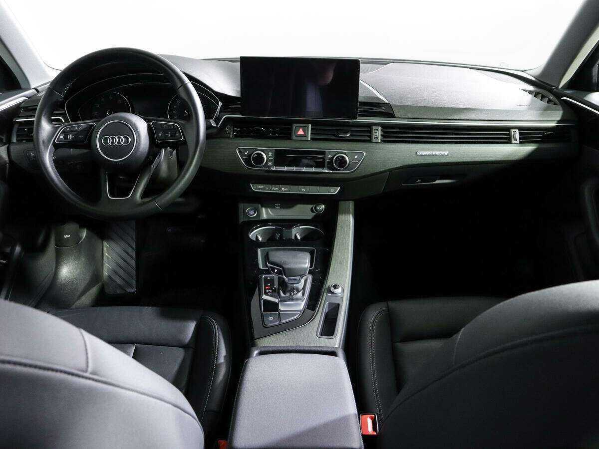 Купить Audi A4 с пробегом. Фото: #9