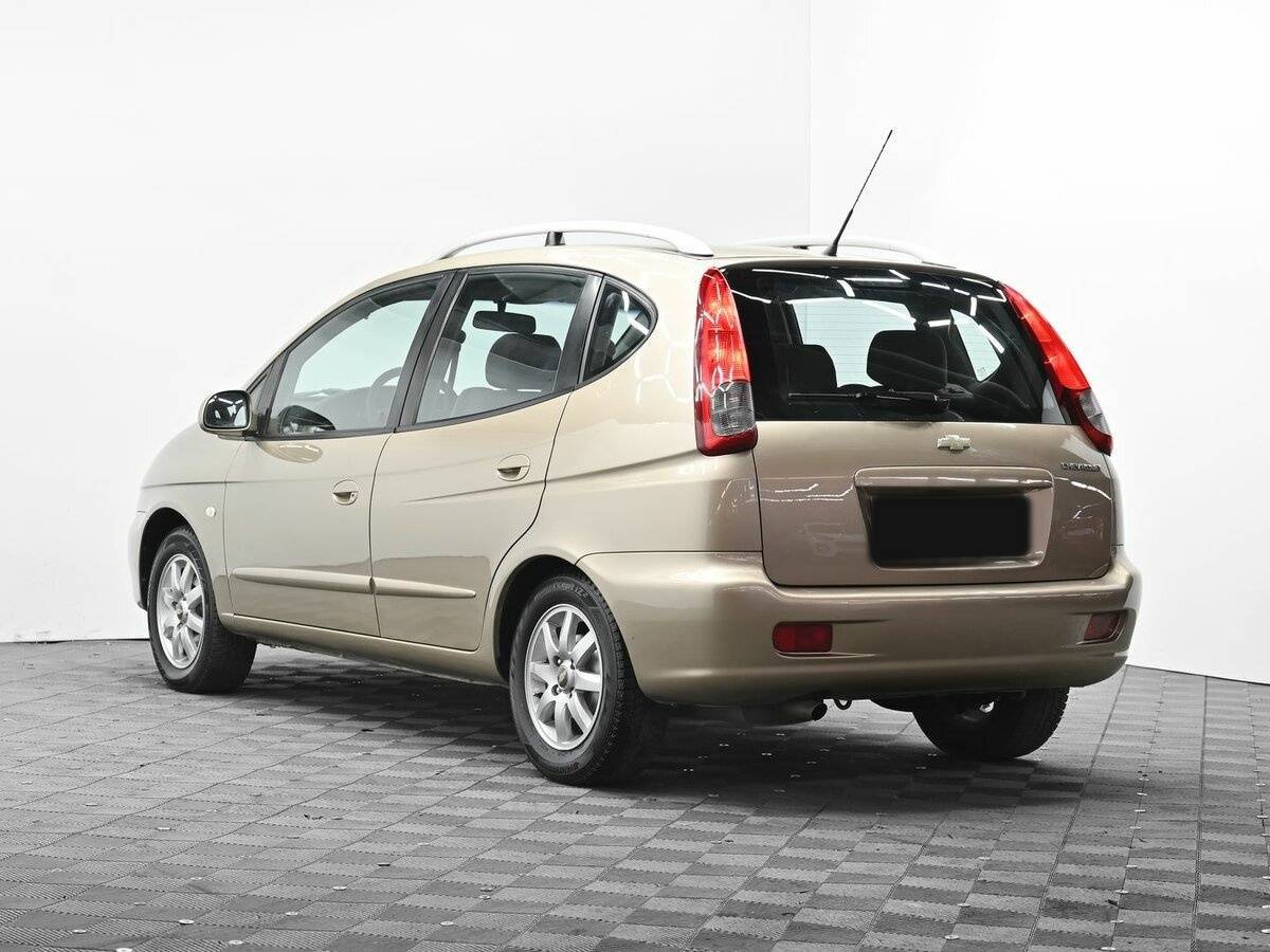 Купить Chevrolet Rezzo с пробегом. Фото: #2