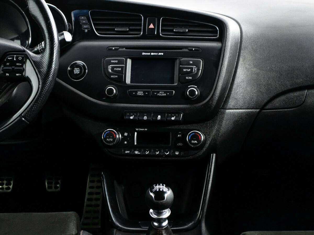 Купить Kia Ceed GT с пробегом. Фото: #13