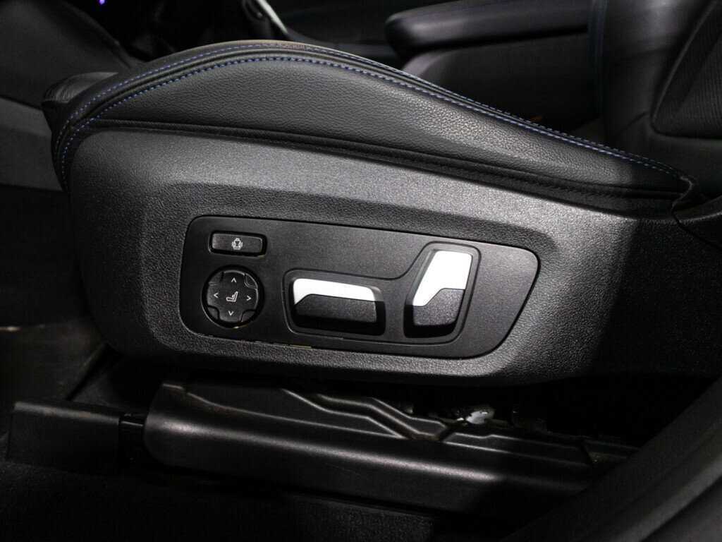 Купить BMW X4 с пробегом. Фото: #25