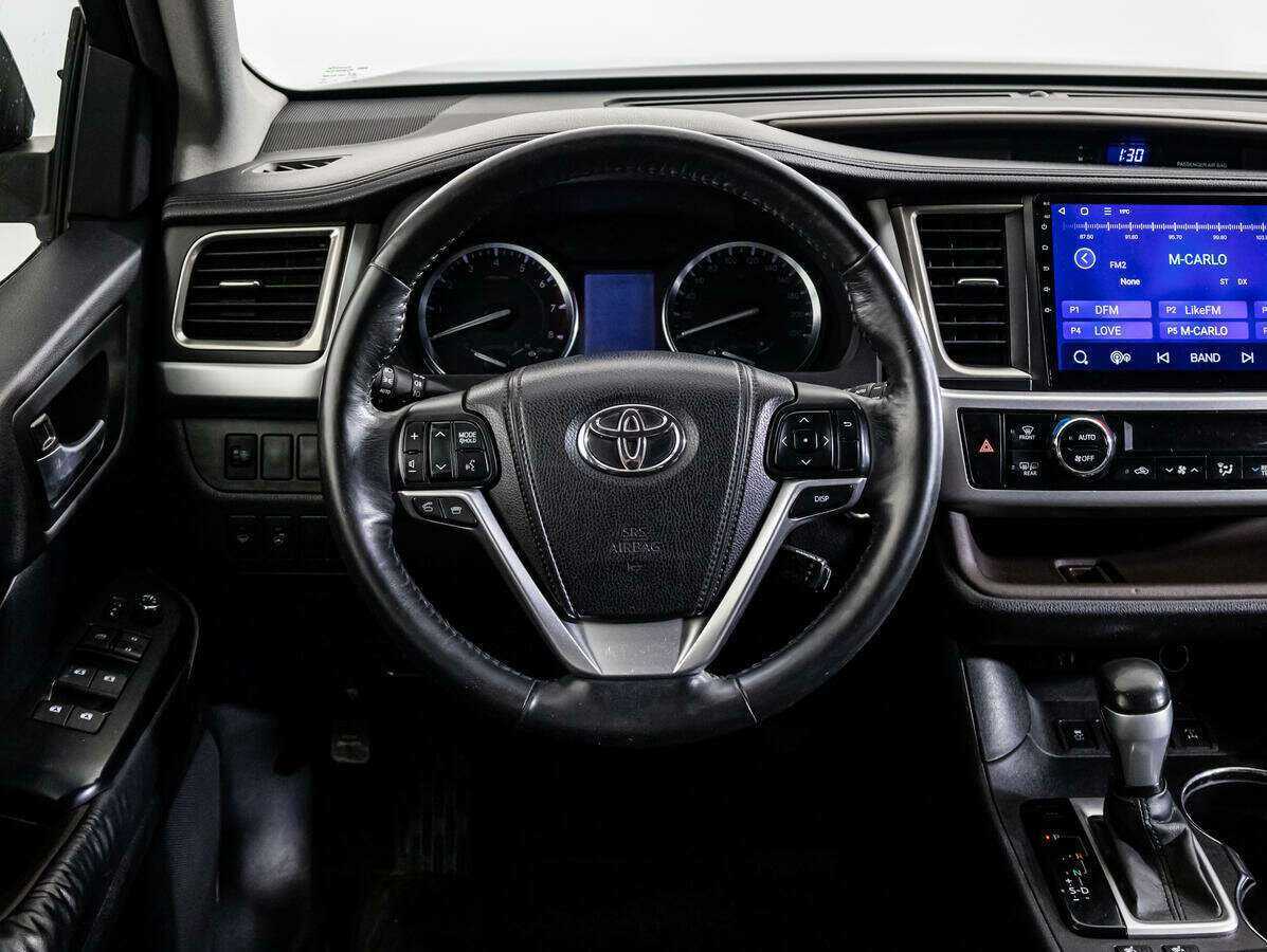 Купить Toyota Highlander с пробегом. Фото: #11