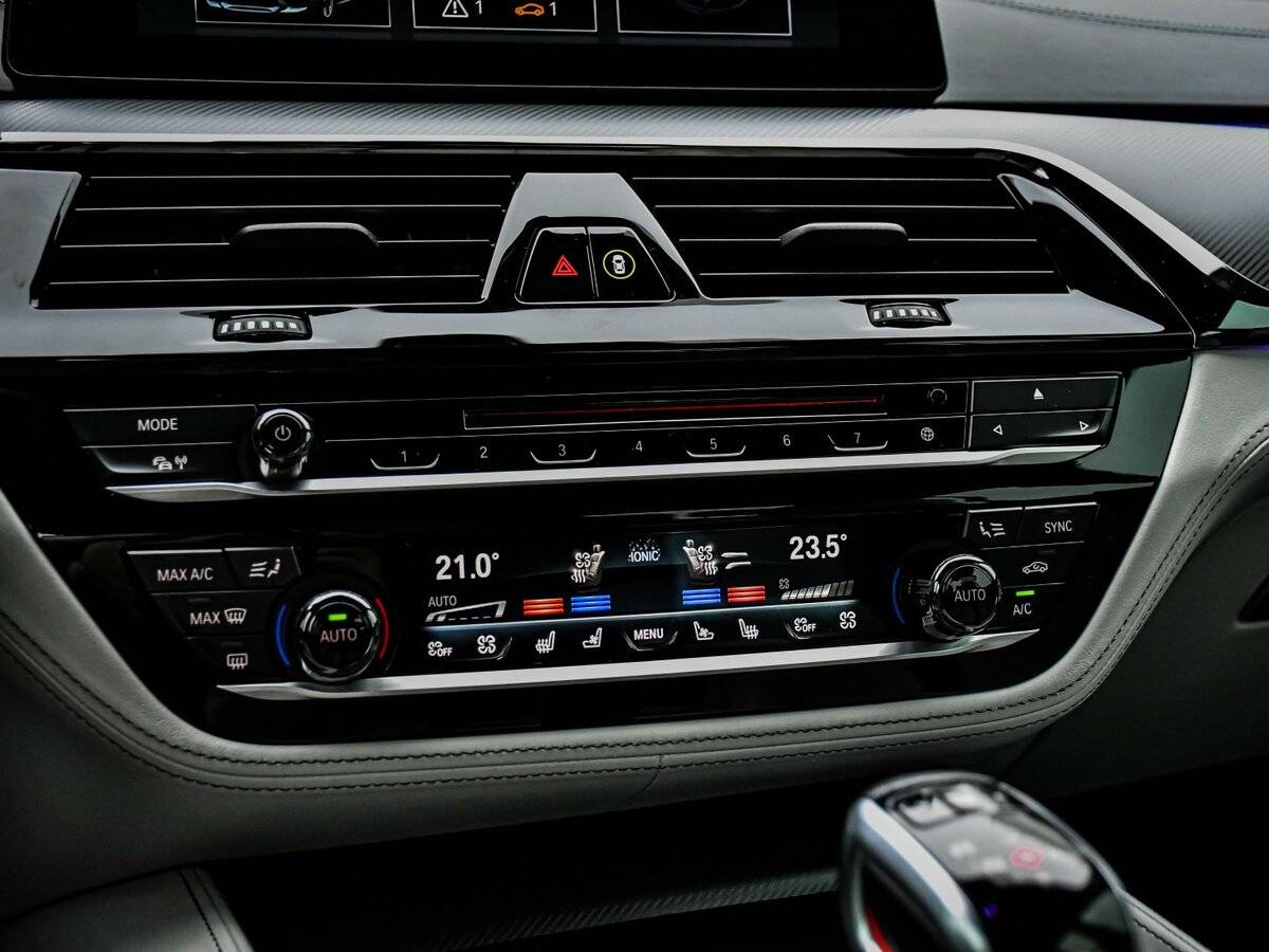 Купить BMW M5 с пробегом. Фото: #14