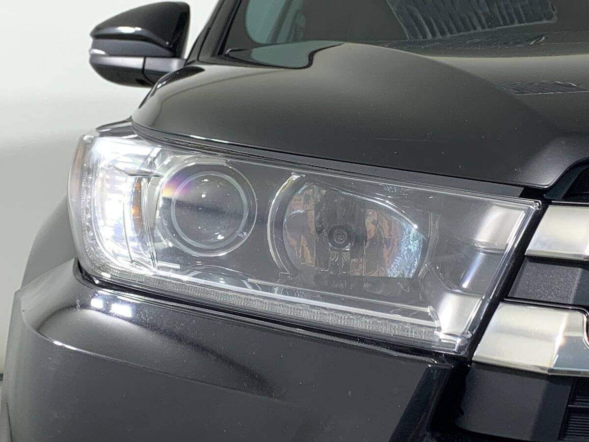 Купить Toyota Highlander с пробегом. Фото: #9