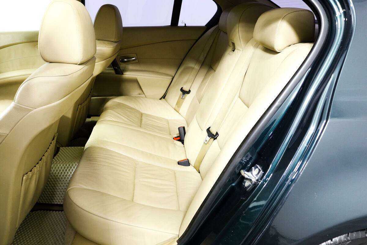 Купить BMW 5 серии с пробегом. Фото: #11