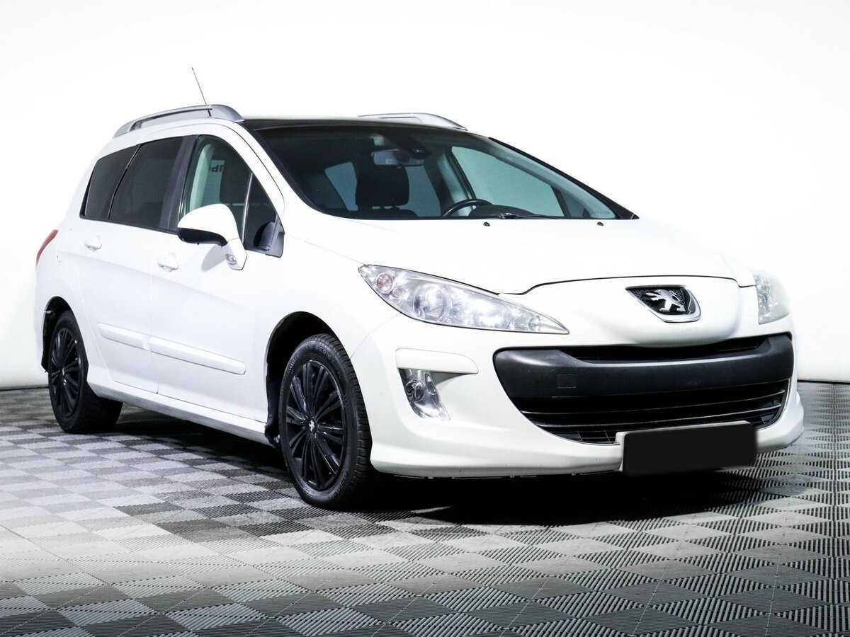 Купить Peugeot 308 с пробегом. Фото: #2