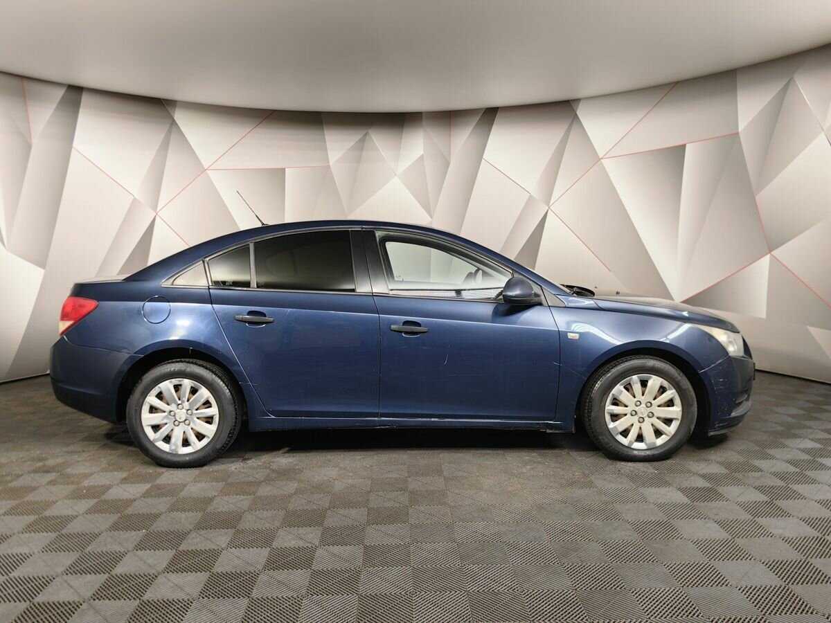 Купить Chevrolet Cruze с пробегом. Фото: #5
