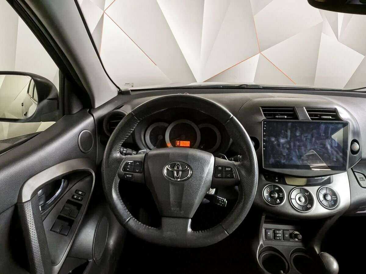 Купить Toyota RAV4 с пробегом. Фото: #15