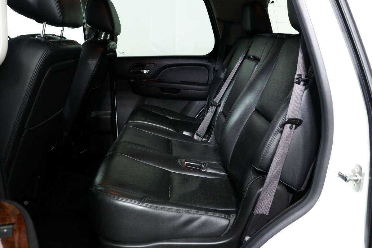 Купить Chevrolet Tahoe с пробегом. Фото: #11