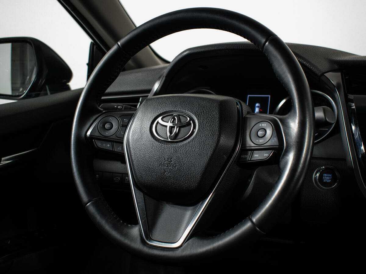 Купить Toyota Camry с пробегом. Фото: #10