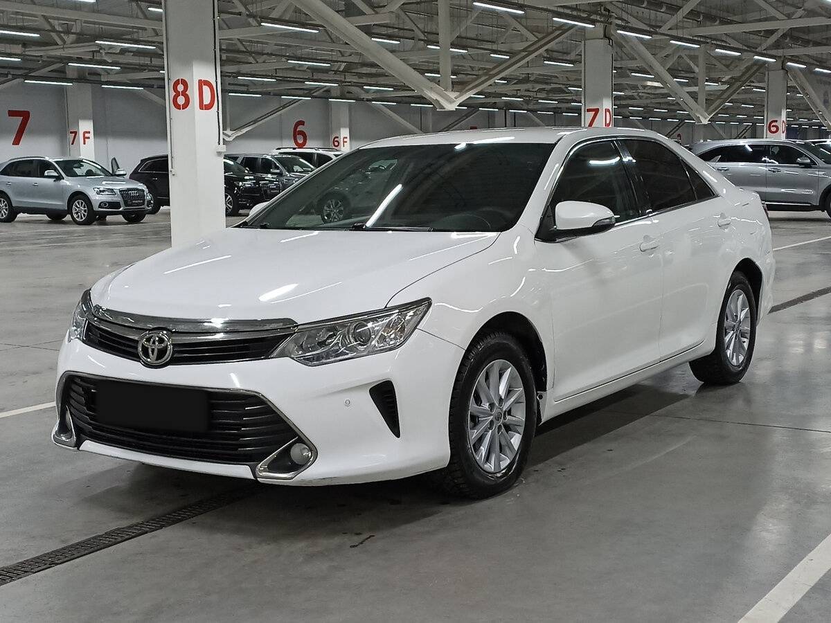 Купить Toyota Camry с пробегом. Посмотреть фото