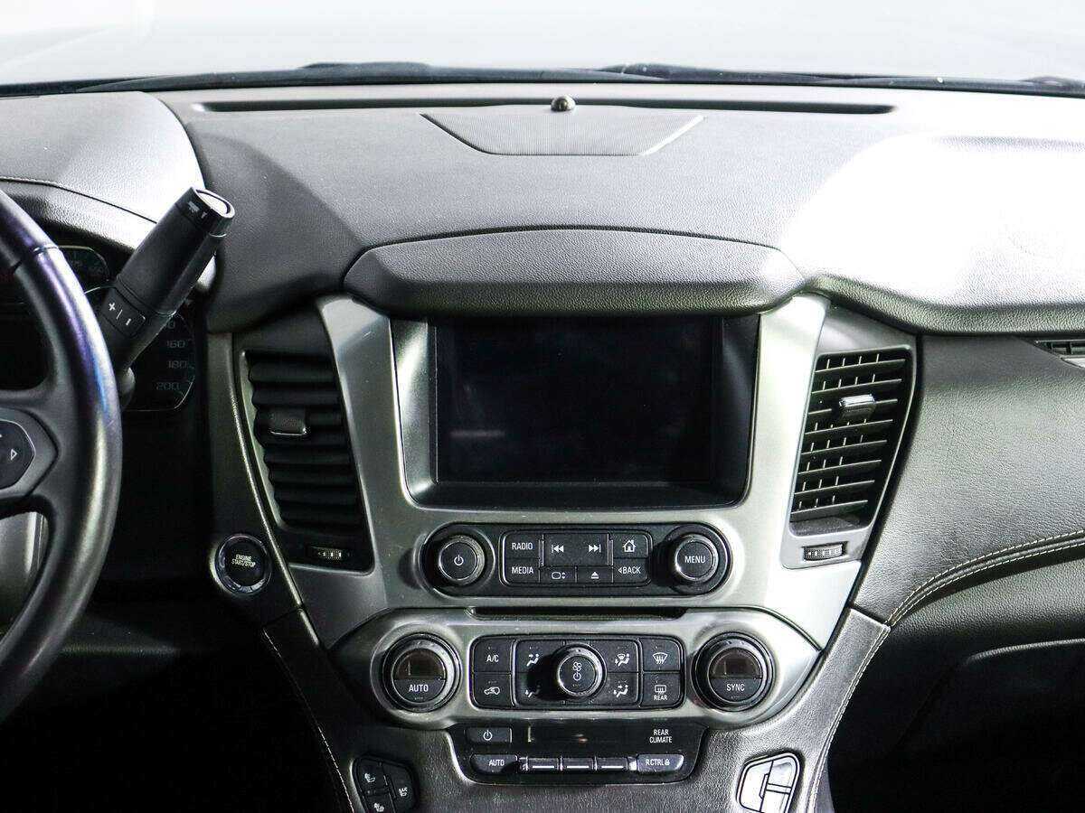 Купить Chevrolet Tahoe с пробегом. Фото: #9