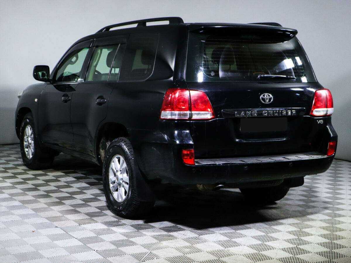 Купить Toyota Land Cruiser с пробегом. Фото: #4