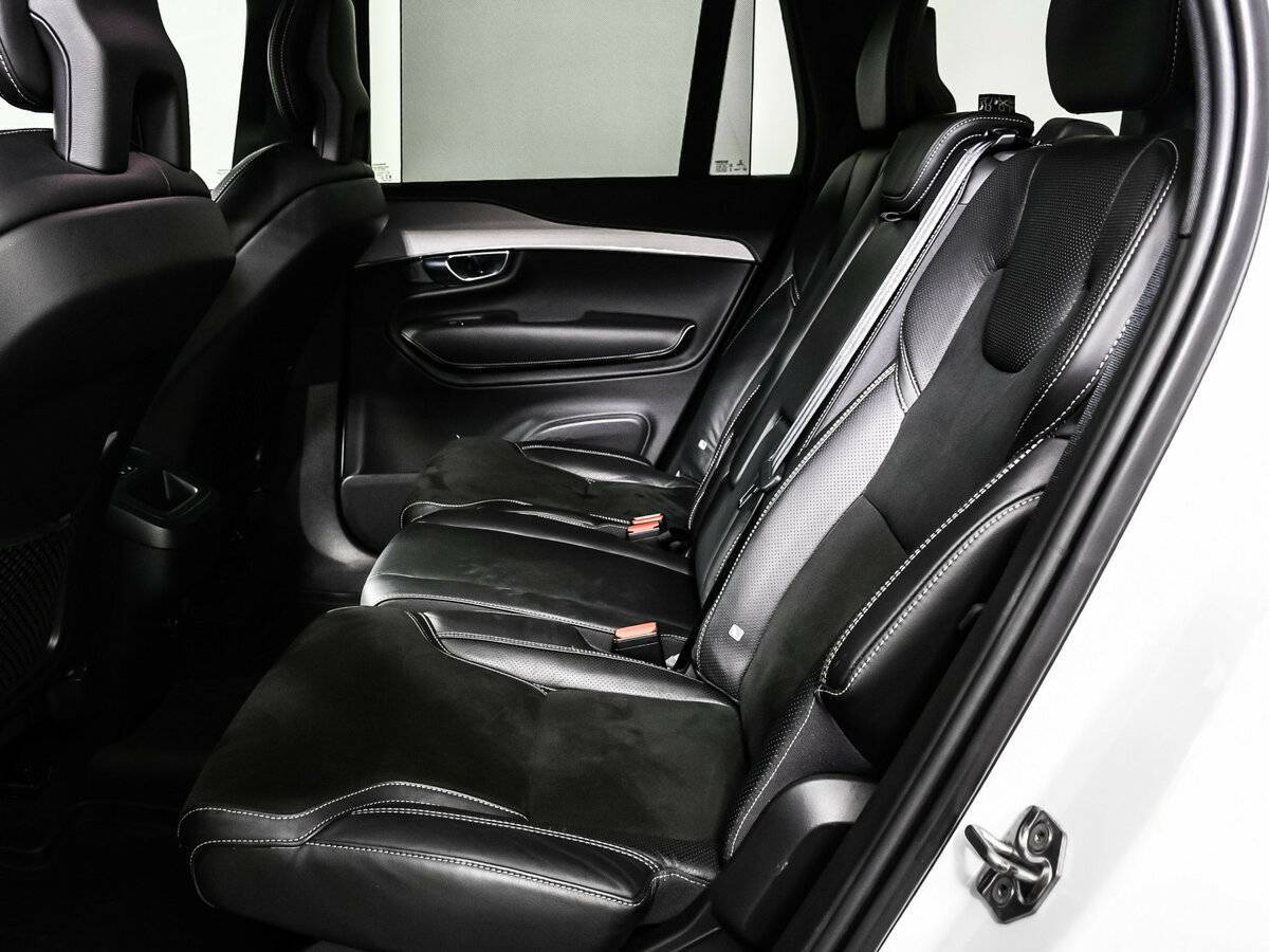 Купить Volvo XC90 с пробегом. Фото: #11