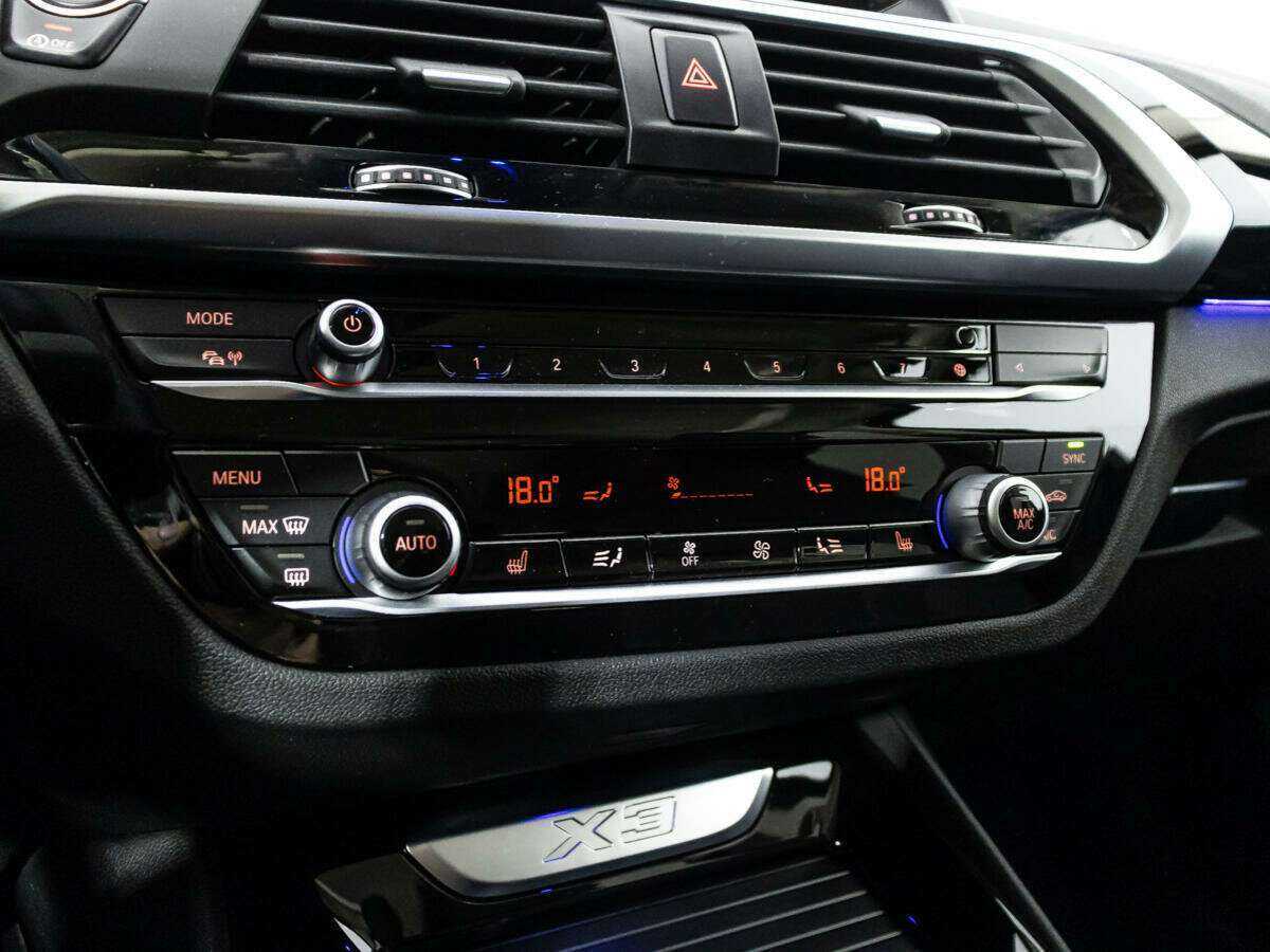 Купить BMW X3 с пробегом. Фото: #16
