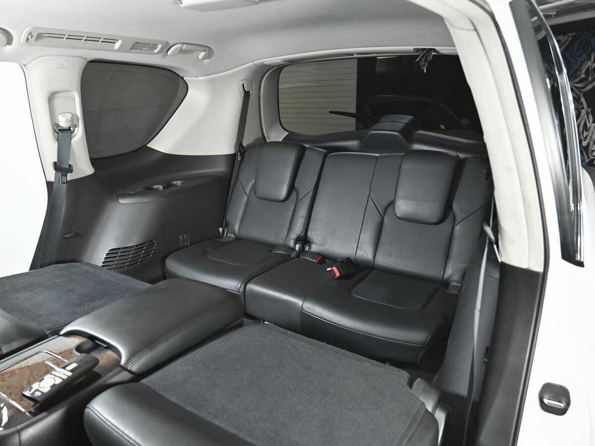 Купить Infiniti QX80 с пробегом. Фото: #24