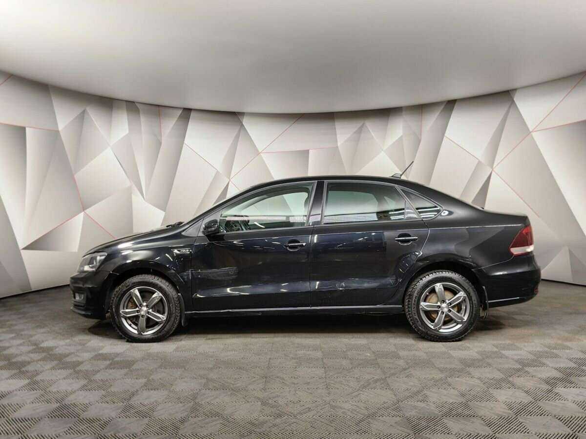 Купить Volkswagen Polo с пробегом. Фото: #4