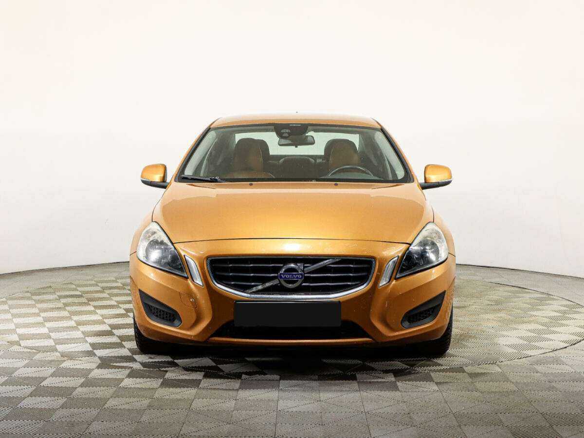 Купить Volvo S60 с пробегом. Фото: #1